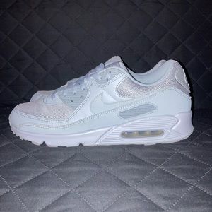 ❗️Nike Airmax 90 “Triple Grey”❗️